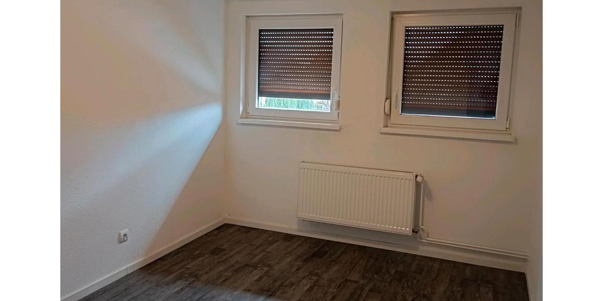 Etagenwohnung Isenbüttel - 3 Zimmer, 85 m&sup2;, 690&euro; | Angebot:25294342