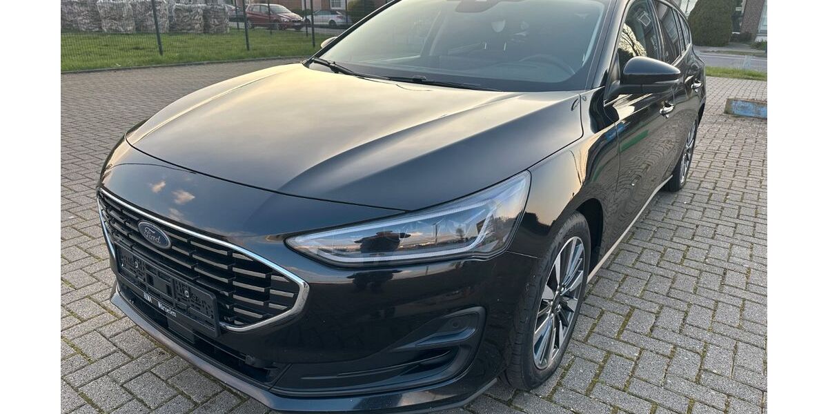 Ford Focus 141.000 km 13.499 &euro; würselen 52146