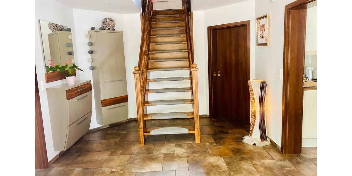 Einfamilienhaus mit Schlossflair 7 zimmer