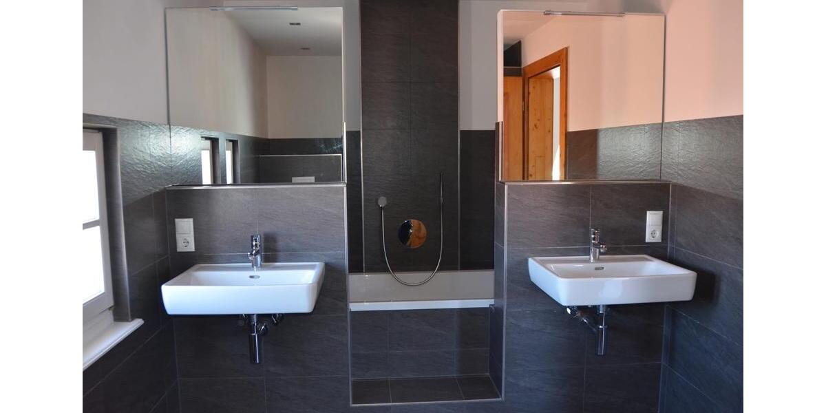 Dachgeschoßwohnung Böhl-Iggelheim Iggelheim - 3 Zimmer, 102 m&sup2;, 1.100&euro; | Angebot:24846921