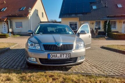 Skoda Octavia 156.000 km 5.200 &euro; Walkenried 37445