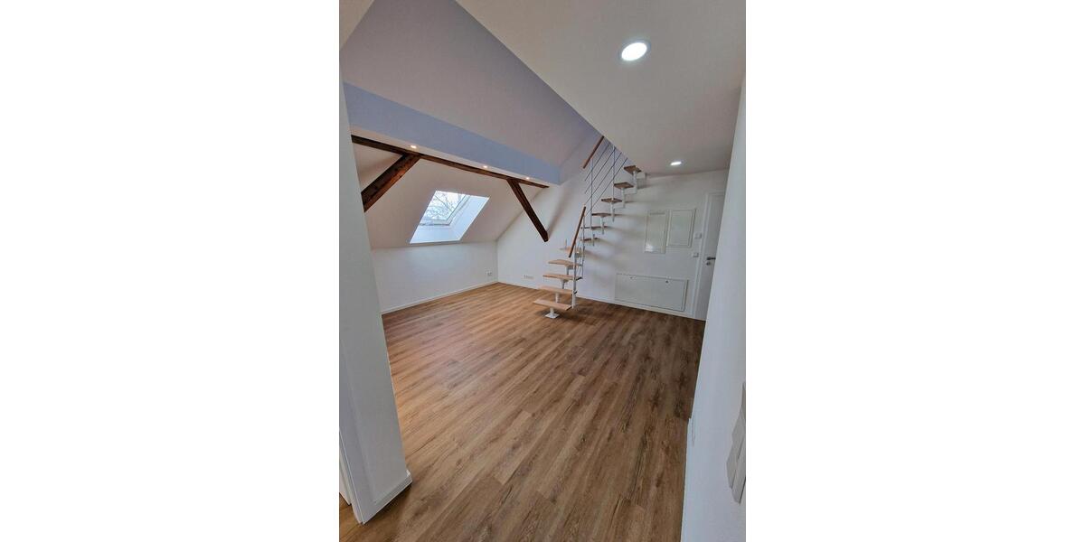 Dachgeschoßwohnung Zörbig - 3 Zimmer, 80 m&sup2;, 760&euro; | Angebot:25408249