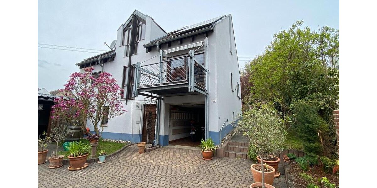 Einfamilienhaus Idstein - 3 Zimmer, 130 m&sup2;, 1.300&euro; | Angebot:26115613