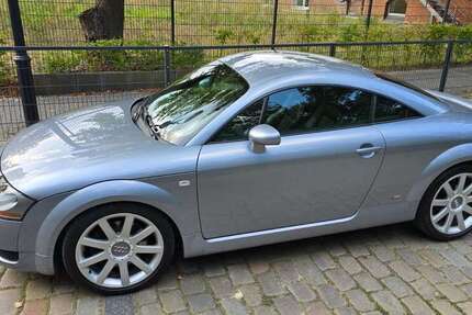 Audi TT 169.000 km 12.950 &euro; Heide 25746