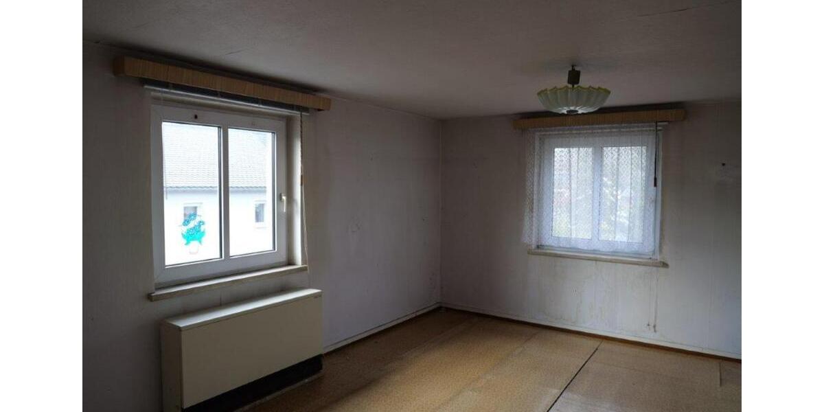 Einfamilienhaus Cunewalde - 9 Zimmer, 178 m&sup2;, 48.000&euro; | Angebot:24455976