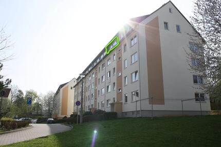 4-Raum-Whg (vermietet) in Reichenbrand + Stellplatz + Einbauküche