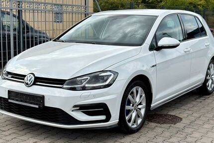 VW Golf 121.410 km 15.990 &euro; Blankenfelde-Mahlow 15827