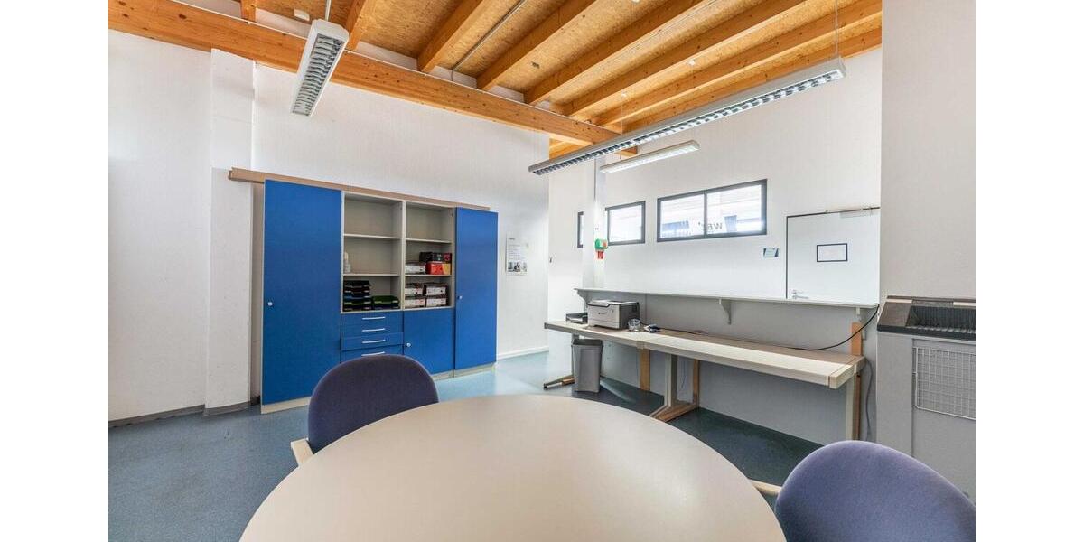 Gewerbeobjekt Villingen-Schwenningen Schwenningen - 3.332&euro; | Angebot:26235466