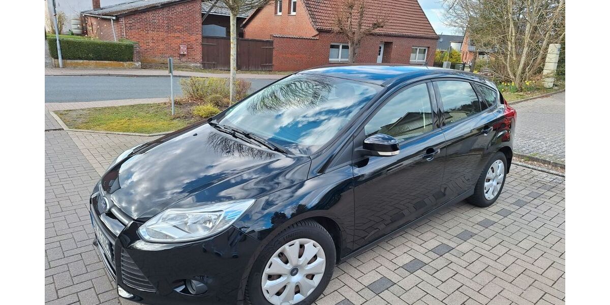 Ford Focus 171.000 km 4.500 &euro; Geestland 27624