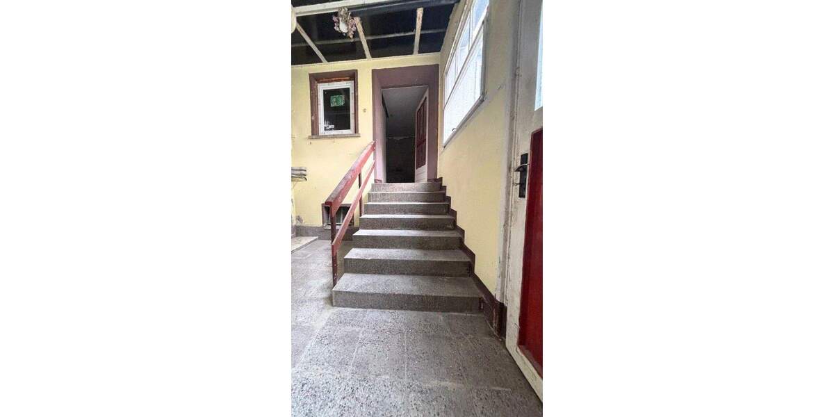 Reihenmittelhaus Zörbig - 7 Zimmer, 130 m&sup2;, 59.000&euro; | Angebot:25718921