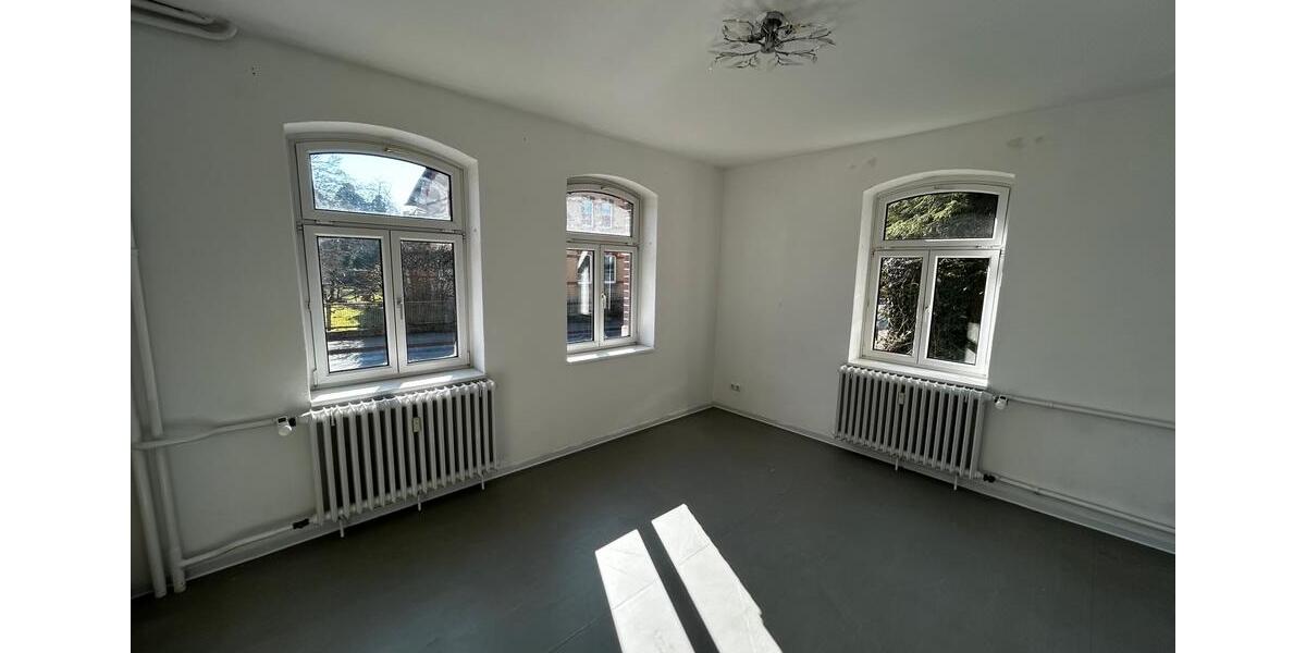 Gewerbeobjekt Neukirchen - 350&euro; | Angebot:25369581