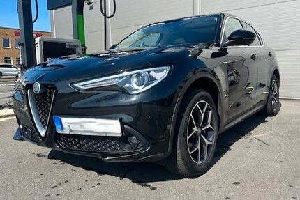 Alfa Romeo Stelvio 71.000 km 21.490 &euro; Elsdorf-Westermühlen 24800