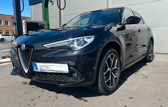 Alfa Romeo Stelvio 71.000 km 21.490 &euro; Elsdorf-Westermühlen 24800