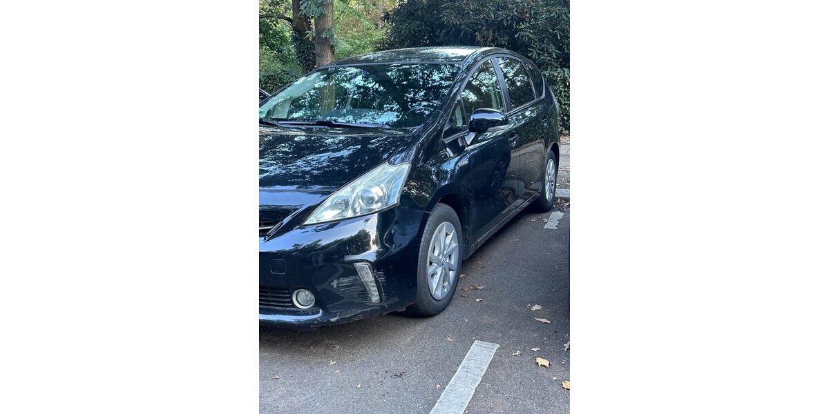 Toyota Prius Plus 244.000 km 8.250 € Berlin 10178