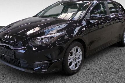 Kia ceed / Ceed 16.558 km 22.480 &euro; Bremerhaven 27568