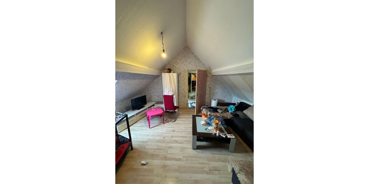 Provisionsfrei* Attraktives Investitionsobjekt im Herzen von Wirges - Mehrfamilienhaus mit Potenzial (Preis nicht verhandelbar) - Mehrfamilienhaus, Wohnhaus Wirges | Angebot:19508927