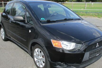 Mitsubishi Colt 58.000 km 2.800 &euro; Dietzenbach 63128