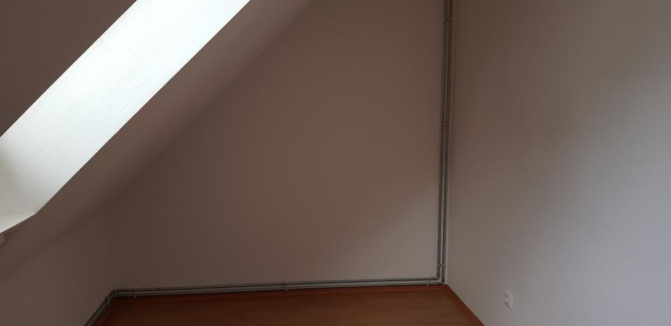 Dachgeschoßwohnung Osterrönfeld - 2.5 Zimmer, 65 m&sup2;, 575&euro; | Angebot:25380668