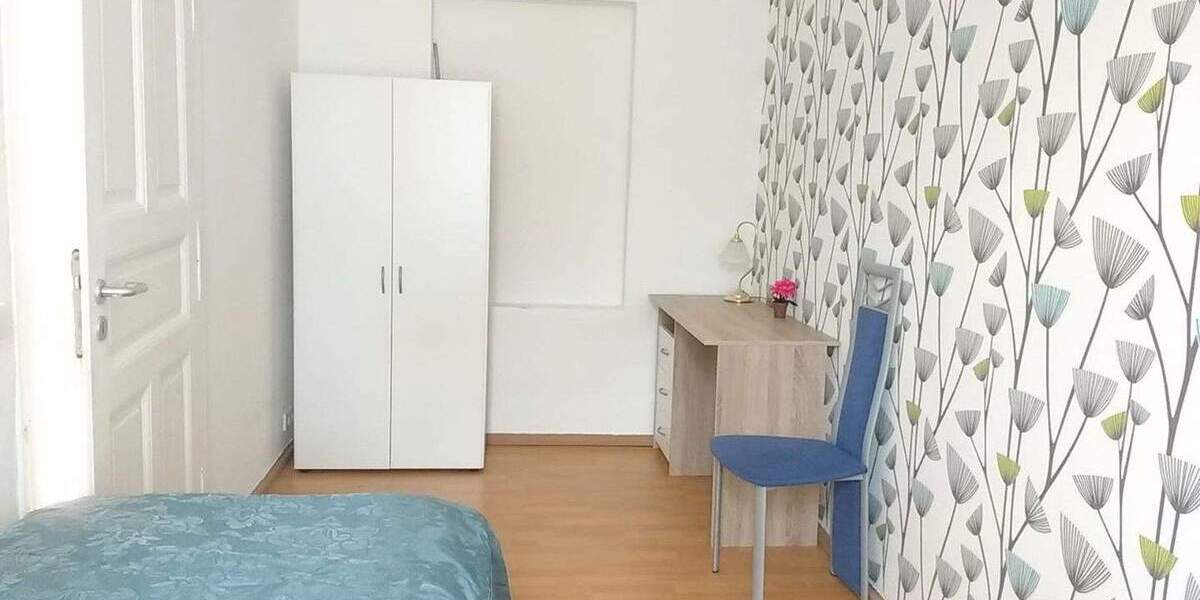 Etagenwohnung Plauen Stadtmitte - 4 Zimmer, 90 m&sup2;, 59.000&euro; | Angebot:25745243