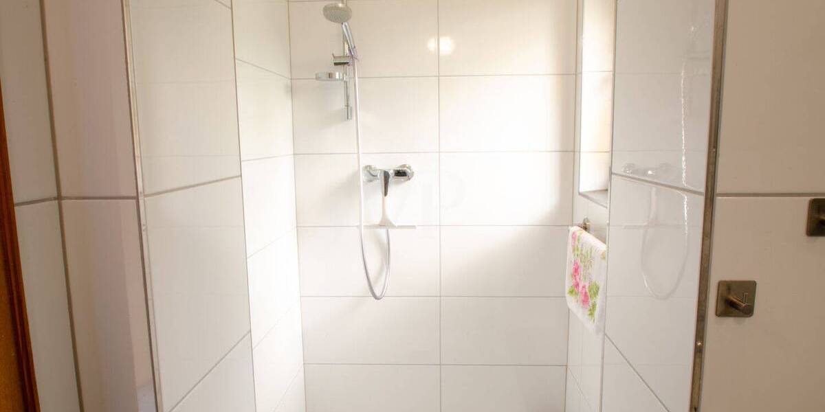 Einfamilienhaus Steinbach-Hallenberg Hallenberg - 7 Zimmer, 164 m&sup2;, 199.000&euro; | Angebot:26763281