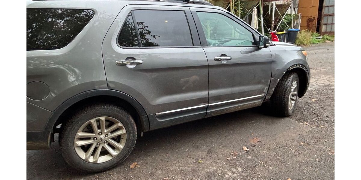Ford Explorer 181.129 km 12.345 &euro; Nohfelden 66625