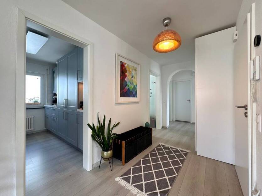 Sonnige 4,5-Zimmer-Wohnung in Freiberg am Neckar 4 zimmer