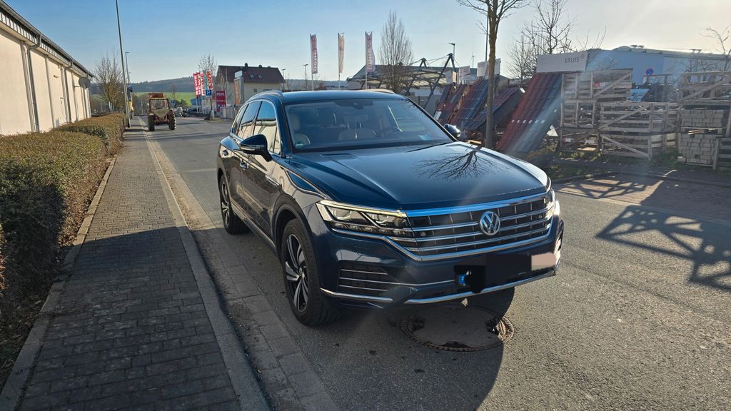 VW Touareg 111.000 km 35.900 &euro; Hünfelden 65597