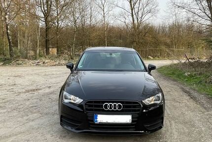 Audi A3 173.000 km 7.900 &euro; Halver 58553