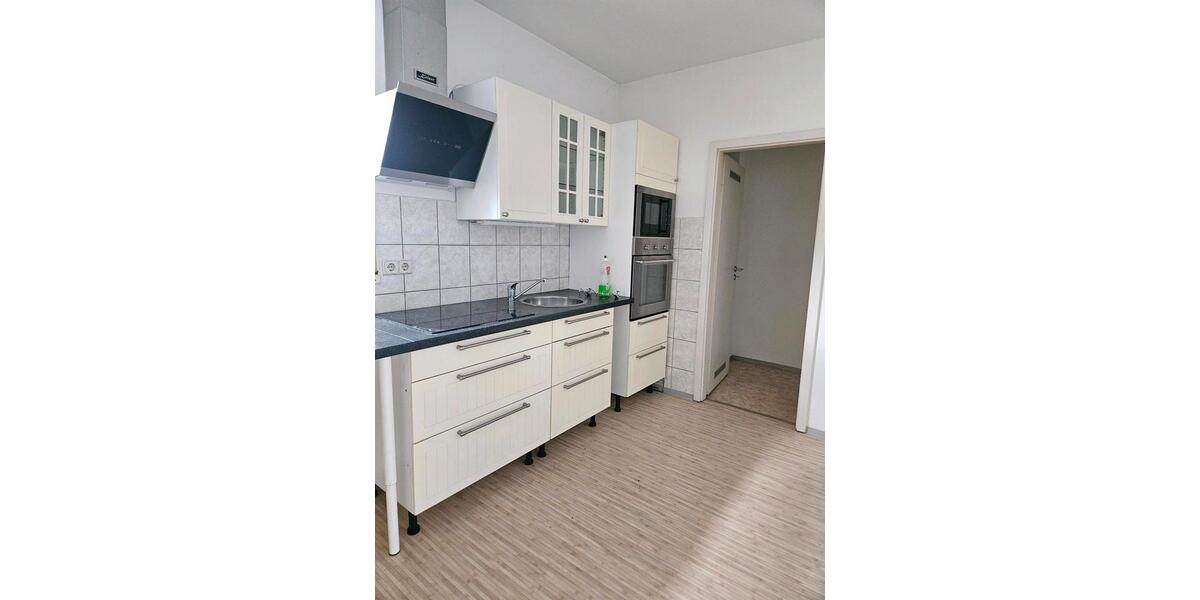 Etagenwohnung Schleusingen - 2 Zimmer, 68 m&sup2;, 470&euro; | Angebot:26001217