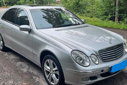 Mercedes-Benz E 240 265.000 km 2.950 &euro; Scheidegg 88175