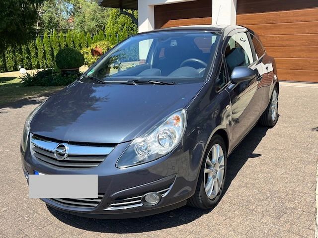 Opel Corsa 111.000 km 1.850 &euro; Eiterfeld 36132