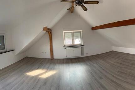 Dachgeschosswohnung 3 zimmer