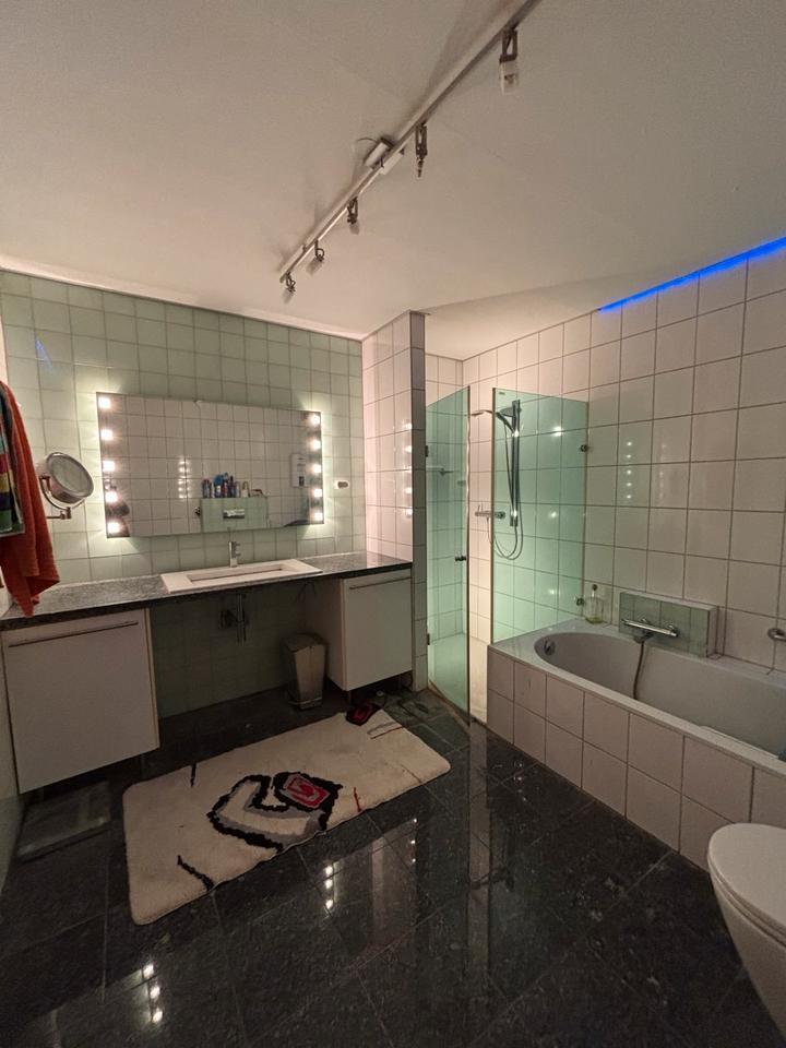 Modernes Reihenhaus mit großzügiger Rooftop-Lounge zimmer