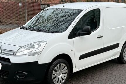Citroen Berlingo 164.000 km 2.999 € Berlin 12351