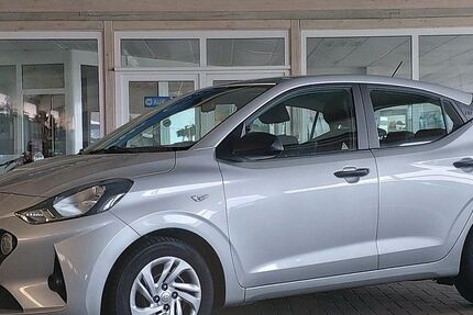 Hyundai i10 86.069 km 9.950 &euro; Steinbergkirche 24972