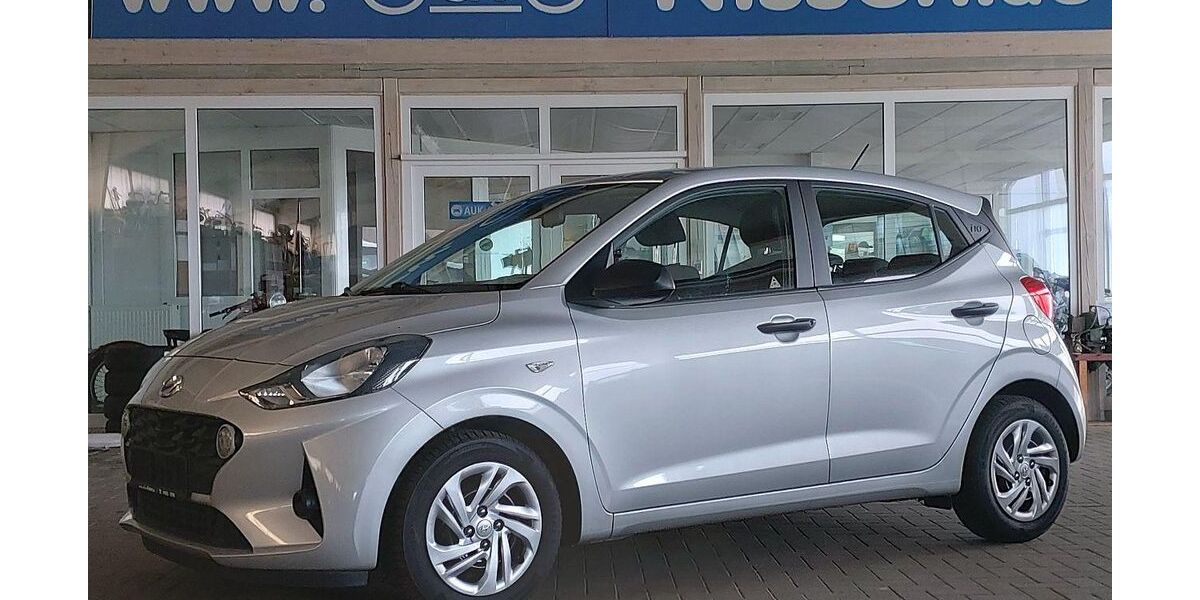 Hyundai i10 86.069 km 9.950 &euro; Steinbergkirche 24972
