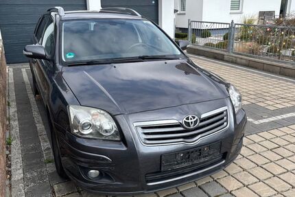 Toyota Avensis 236.700 km 1.900 &euro; Hemhofen 91334