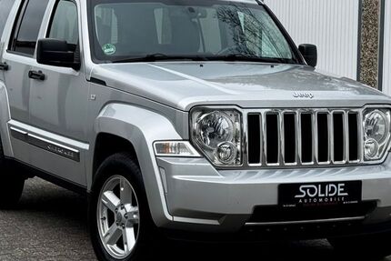 Jeep Cherokee 127.000 km 10.980 &euro; Schwarzenbek 21493