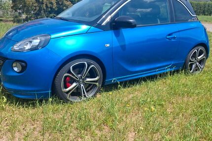 Opel Adam 106.000 km 7.499 &euro; Affing 86444