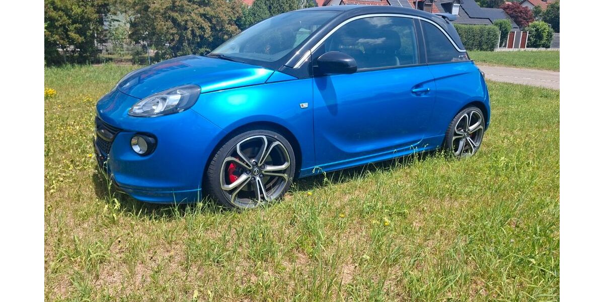Opel Adam 106.000 km 7.499 &euro; Affing 86444