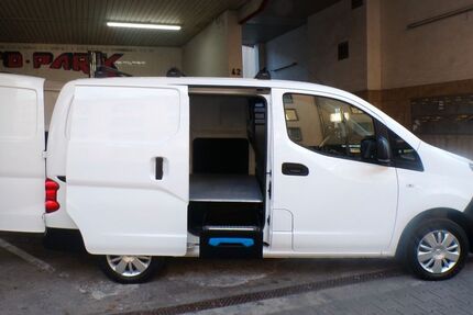 Nissan NV200 54.165 km 9.990 &euro; Pforzheim 75172