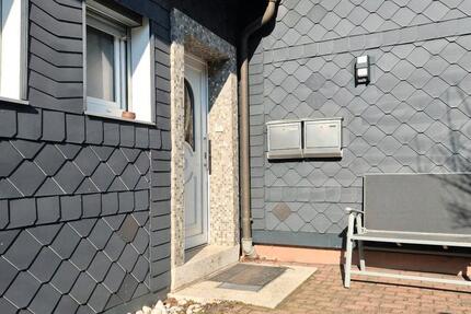 Wohnung Bad Berleburg - 2 Zimmer, 65 m&sup2;, 650&euro; | Angebot:25378684