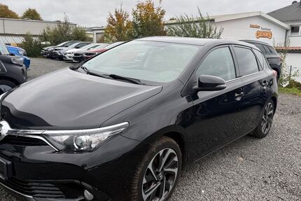Toyota Auris 120.600 km 9.200 € Prüm 54595