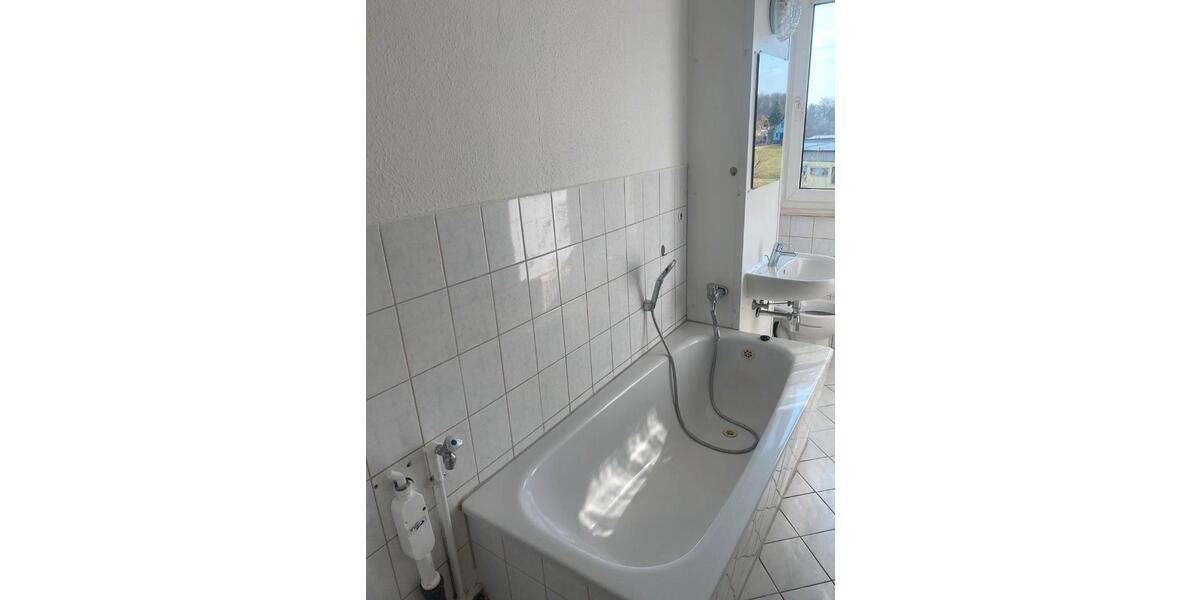 Etagenwohnung Artern - 3 Zimmer, 67 m&sup2;, 470&euro; | Angebot:26321989