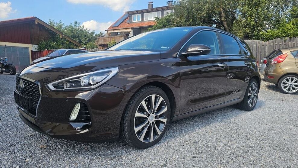 Hyundai i30 156.000 km 12.000 € Raubling 83064