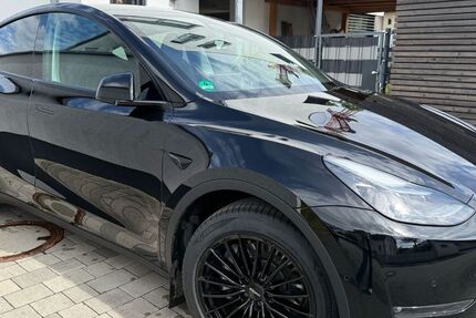 Tesla Model Y 68.693 km 37.500 &euro; Darmstadt 64295