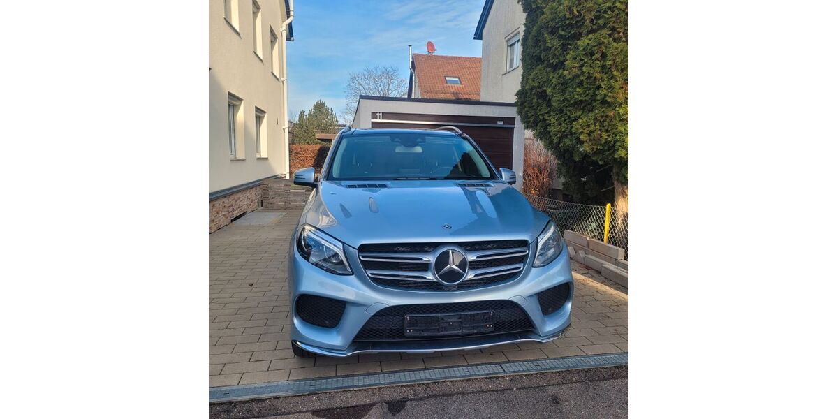 Mercedes-Benz GLE 350 110.000 km 33.690 &euro; Göppingen 73037
