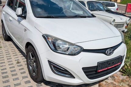 Hyundai i20 39.655 km 7.499 &euro; Roßwein 04741