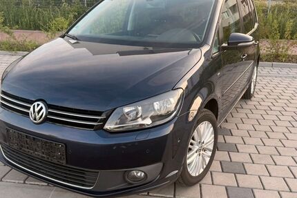 VW Touran 186.400 km 9.250 &euro; Worms 67550