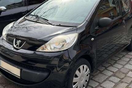 Peugeot 107 88.000 km 1.400 &euro; Berlin, Stadt 10715